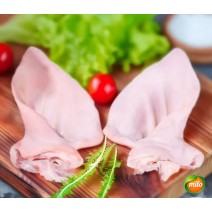 1 kilogram of pig ears