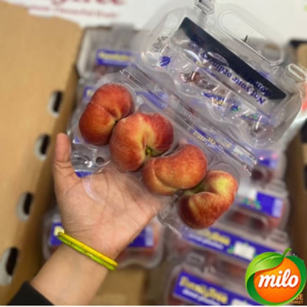 One box of imported peaches from the United States