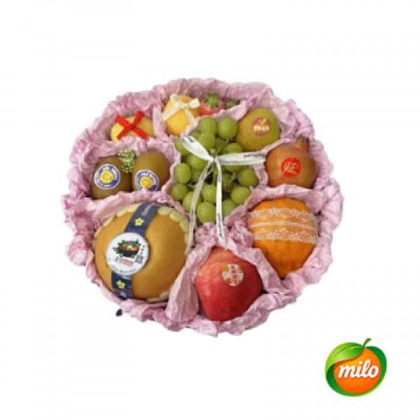 A basket of round fruit gift boxes