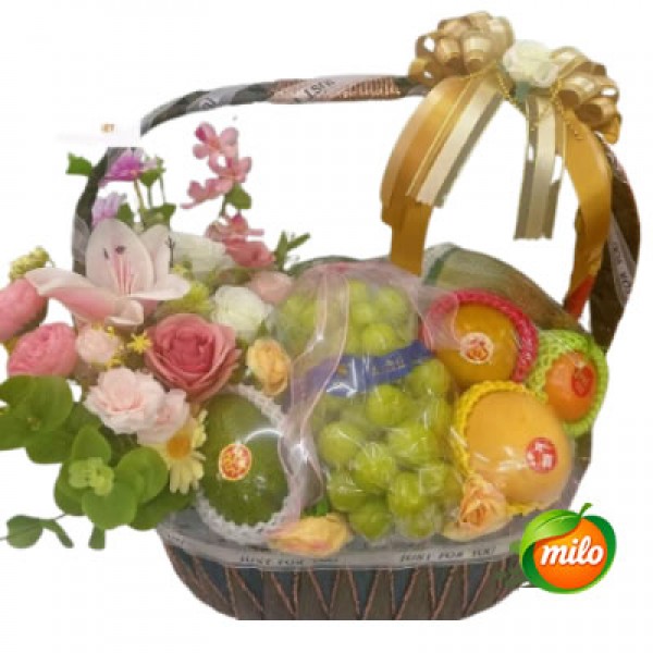 A blue fruit gift basket 
