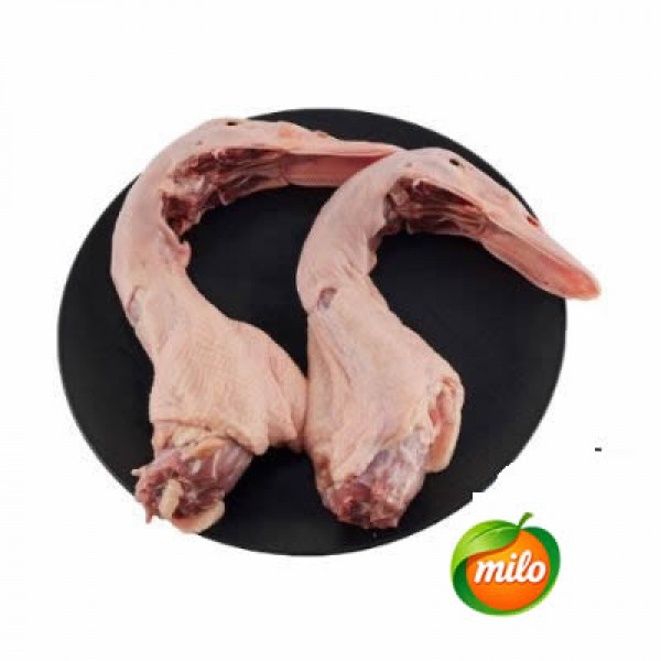 1kg of frozen duck neck with head